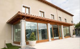 Villa De  3*